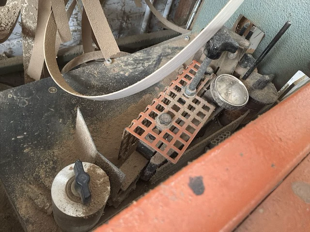 1986 holz her kantenlijmmachine - afbeelding 4 van  10