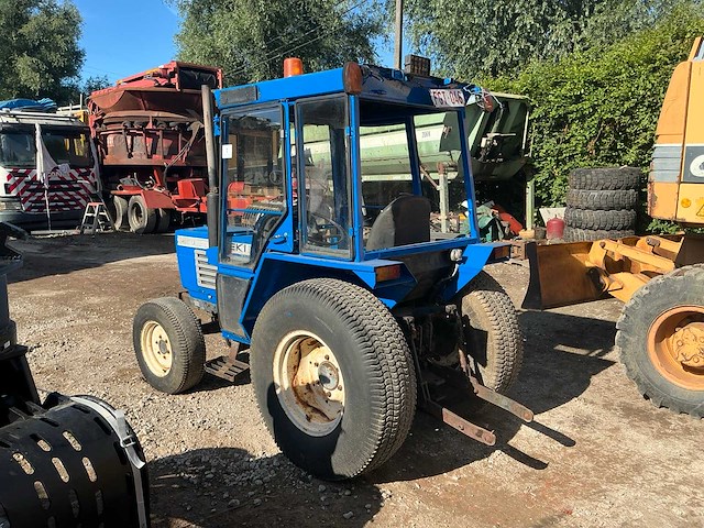 1986 iseki 4270 vierwielaangedreven tuinbouw tractor - afbeelding 15 van  17