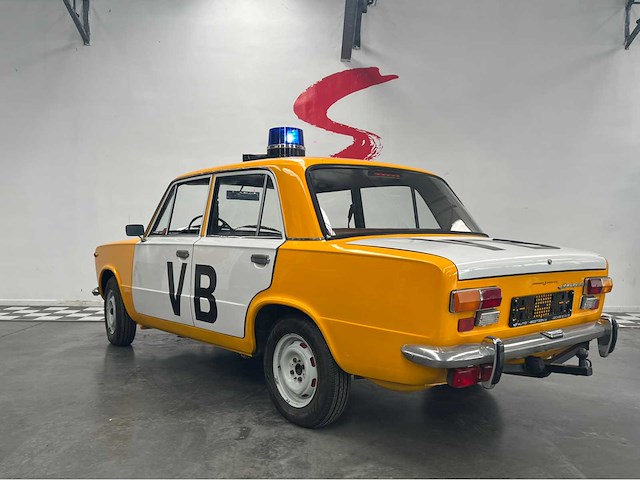 1986 lada vaz 2102 auto - afbeelding 16 van  22