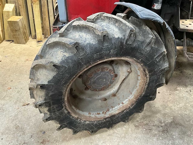 1986 massey-ferguson 355 4wd landbouwtractor - afbeelding 13 van  30