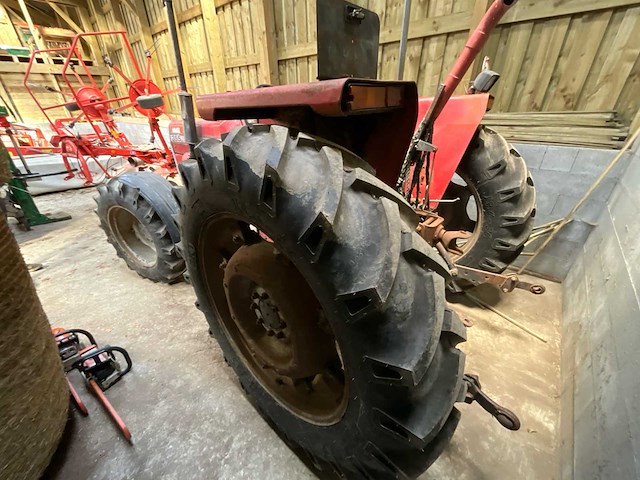 1986 massey-ferguson 355 4wd landbouwtractor - afbeelding 17 van  30