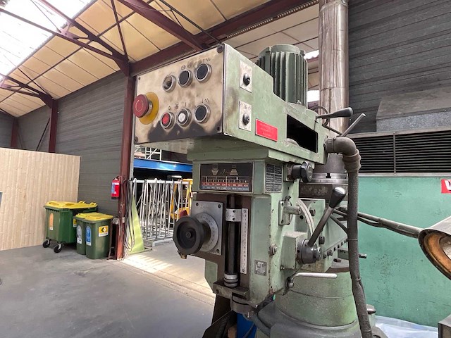1986 tos kurim fnk 25a kniefreesmachine - afbeelding 11 van  13