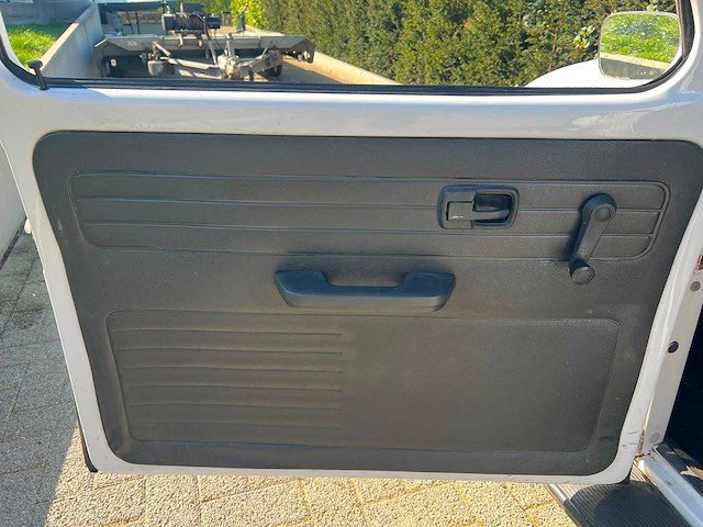 1986 volkswagen kever - oldtimer - afbeelding 1 van  5
