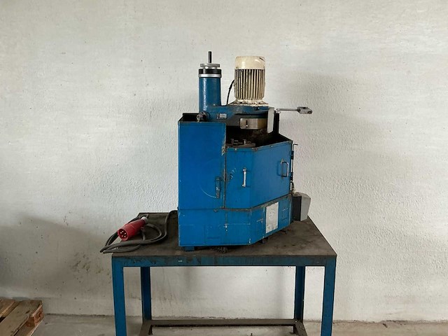 1987 amada metrecs co tfg-160e vlakslijpmachine - afbeelding 1 van  2