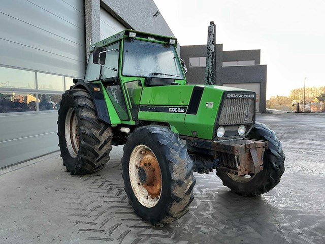 1987 deutz-fahr dx6.10 vierwielaangedreven landbouwtractor - afbeelding 18 van  23