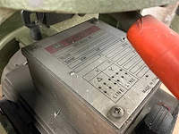 1987 dewalt dw8103 radiaalafkortzaagmachine - afbeelding 2 van  10