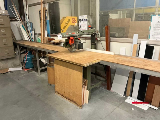 1987 dewalt dw8103 radiaalafkortzaagmachine - afbeelding 4 van  10