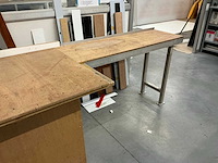 1987 dewalt dw8103 radiaalafkortzaagmachine - afbeelding 8 van  10