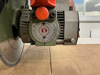 1987 dewalt dw8103 radiaalafkortzaagmachine - afbeelding 9 van  10