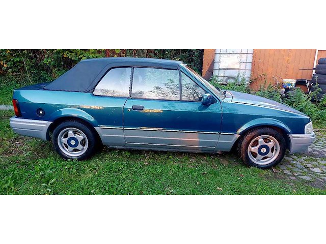 1987 ford escort cabriolet cabriolet - afbeelding 9 van  16