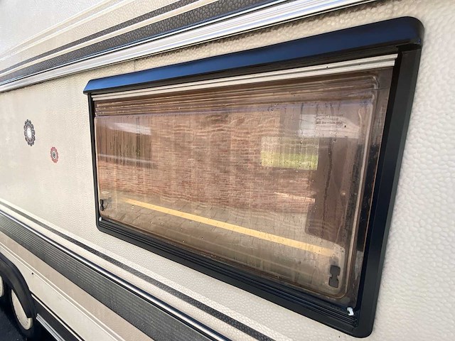 1987 hobby 555 t - caravan - afbeelding 3 van  42