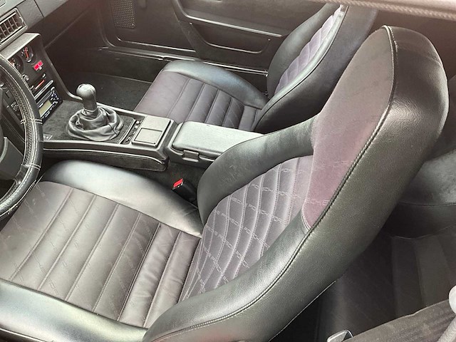 1987 porsche 924s - afbeelding 36 van  54