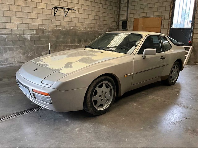 1987 porsche 944 turbo - oldtimer(unieke wagen) - afbeelding 1 van  28