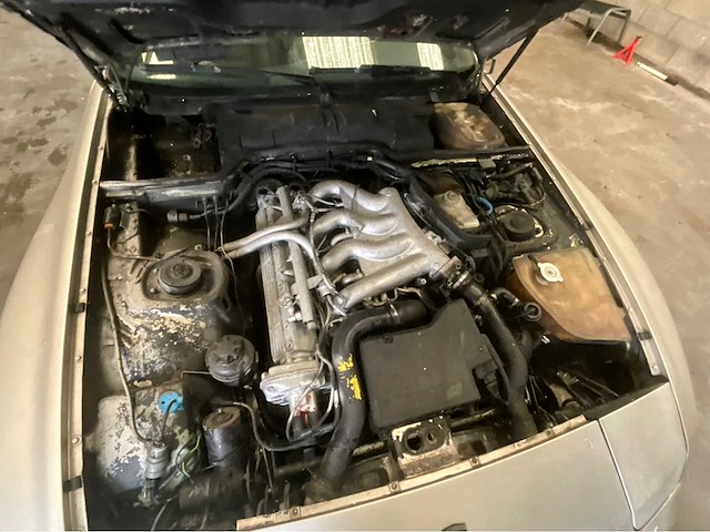 1987 porsche 944 turbo - oldtimer(unieke wagen) - afbeelding 19 van  28
