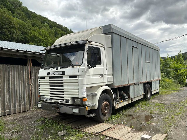 1987 scania rm424 vrachtwagen - afbeelding 1 van  44
