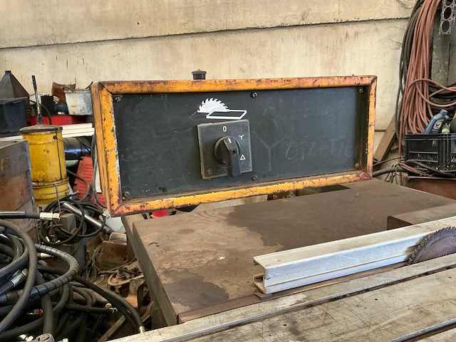 1987 vertongen az05 paneelcirkelzaagmachine - afbeelding 6 van  7