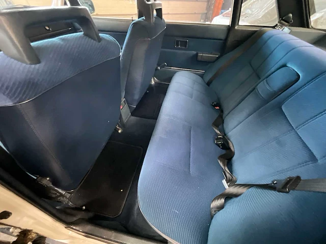 1987 volvo 240 - afbeelding 22 van  51