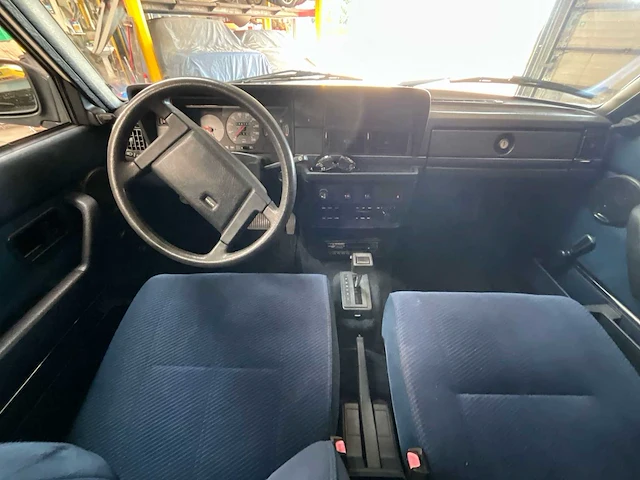 1987 volvo 240 - afbeelding 29 van  51