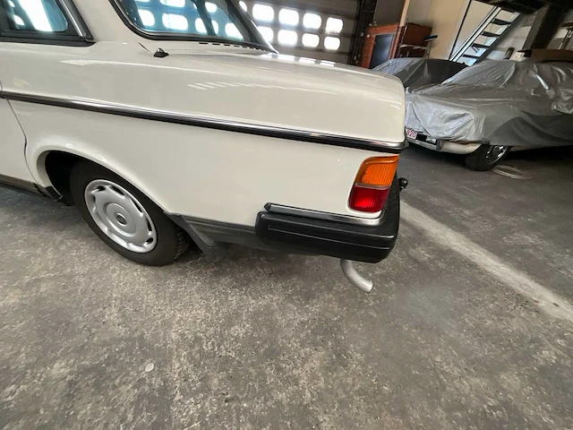 1987 volvo 240 - afbeelding 14 van  51