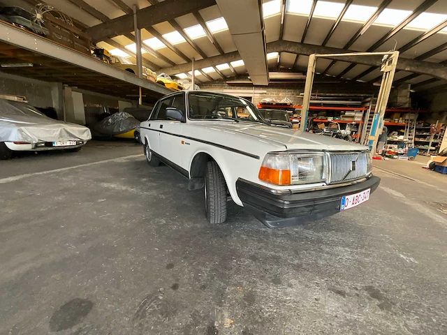 1987 volvo 240 - afbeelding 6 van  51