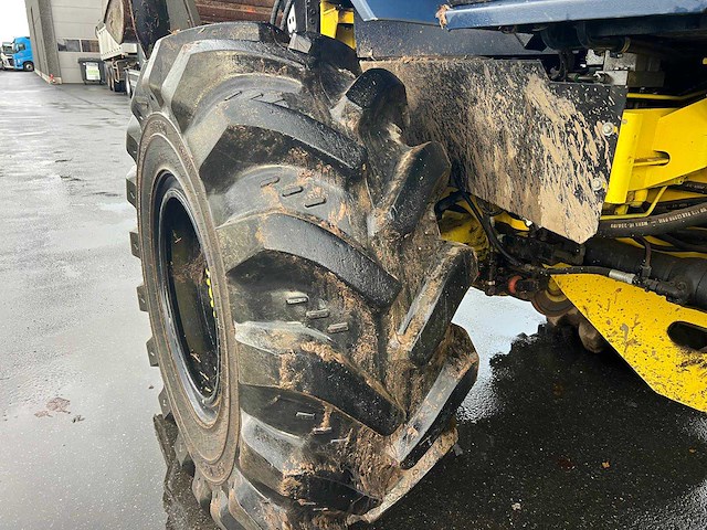 1987 volvo bm 6300 bulldozer met kraan - afbeelding 2 van  6