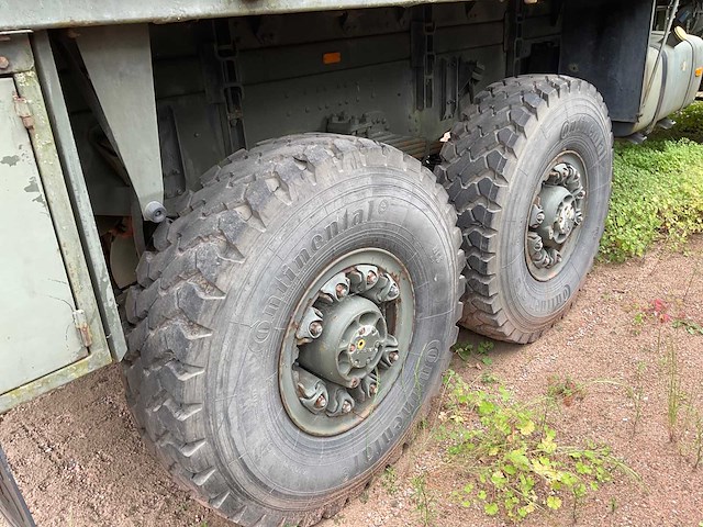 1987 volvo n10 6x6 met fassi 8m kraan legervoertuig - afbeelding 7 van  16
