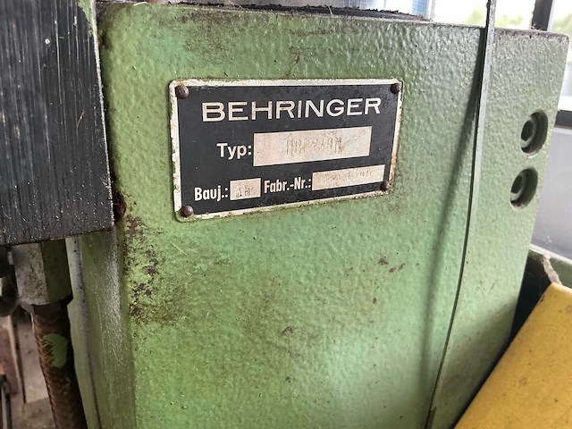 1988 behringer hbp 340n metalen horizontale bandzaagmachine - afbeelding 3 van  13