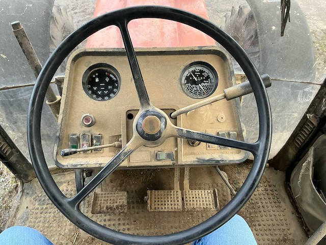 1988 case 1056xl vierwielaangedreven landbouwtractor - afbeelding 32 van  55