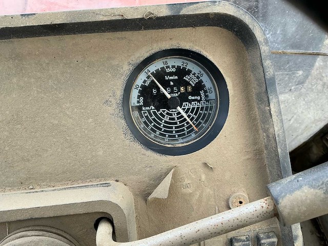 1988 case 1056xl vierwielaangedreven landbouwtractor - afbeelding 36 van  55