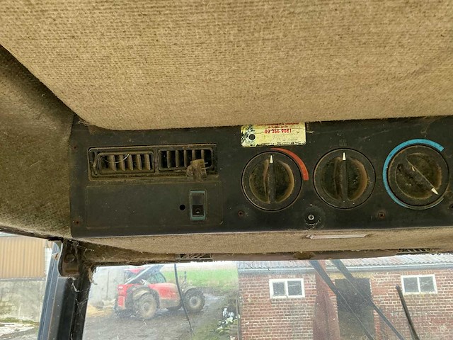 1988 case 1056xl vierwielaangedreven landbouwtractor - afbeelding 42 van  55