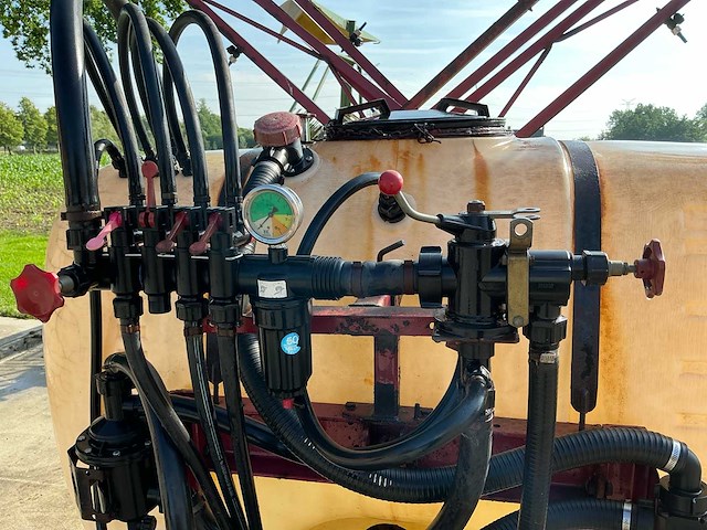 1988 hardi nk800 veldspuit - afbeelding 3 van  20