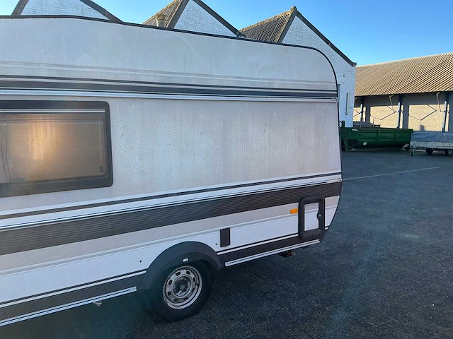 1988 hobby prestige 400 c caravan - afbeelding 14 van  19