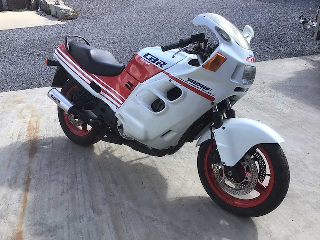 1988 honda cbr 1000 moto - afbeelding 1 van  15