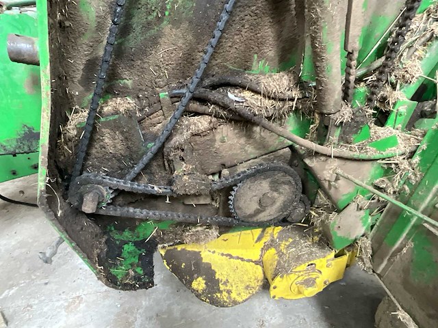 1988 john deere 550 ronde balenmachine - afbeelding 19 van  21