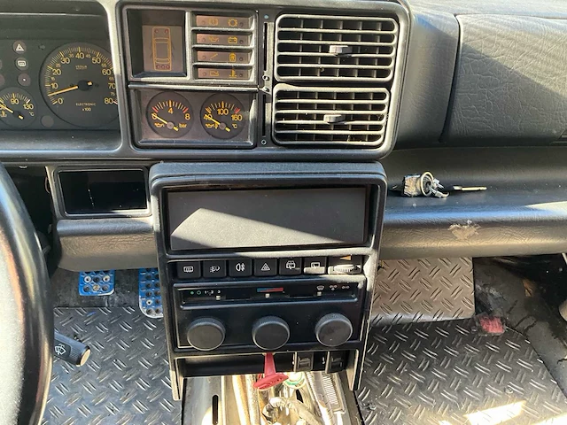 1988 lancia delta hf integrale 8v 831 vintage auto's > 15 - afbeelding 14 van  41