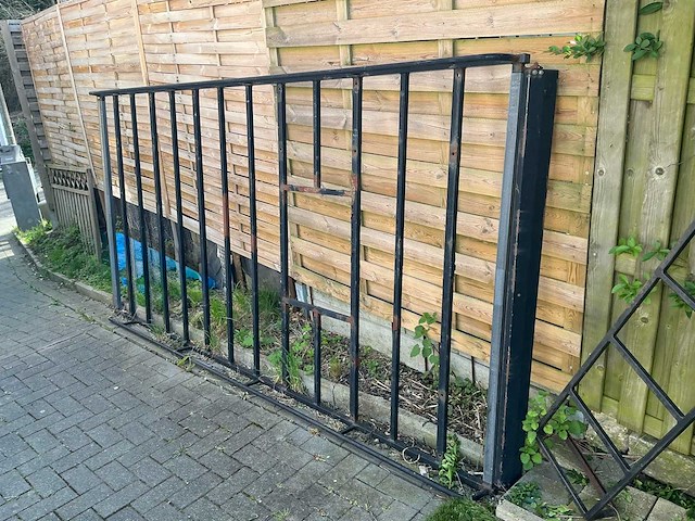 1988 mercedes 609 d legervoertuig - afbeelding 13 van  19