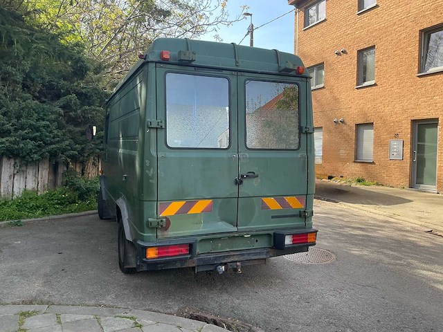 1988 mercedes 609 d legervoertuig - afbeelding 10 van  14
