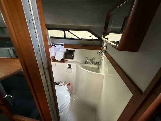 1988 regal ambassador 225xl mercruiser sportcruiser - afbeelding 8 van  74