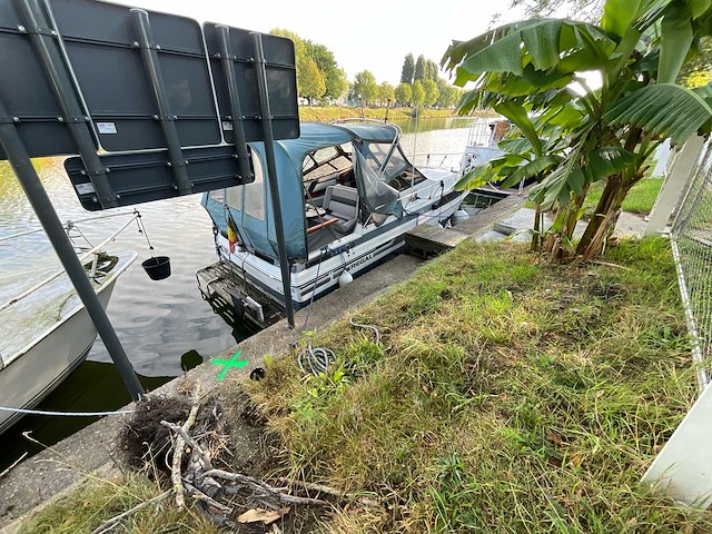 1988 regal ambassador 225xl mercruiser sportcruiser - afbeelding 24 van  74