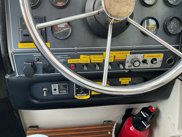 1988 regal ambassador 225xl mercruiser sportcruiser - afbeelding 43 van  74