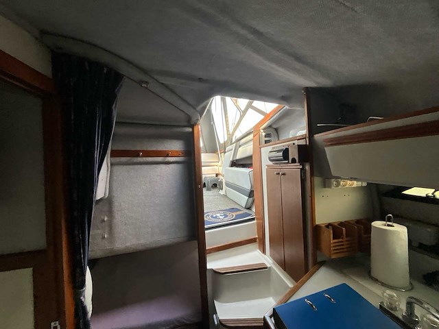 1988 regal ambassador 225xl mercruiser sportcruiser - afbeelding 16 van  35