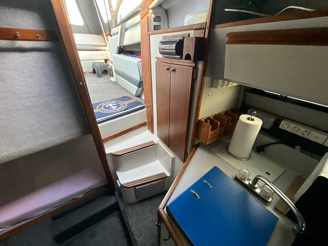 1988 regal ambassador 225xl mercruiser sportcruiser - afbeelding 17 van  35