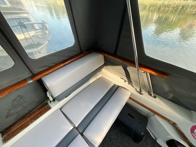 1988 regal ambassador 225xl mercruiser sportcruiser - afbeelding 23 van  35