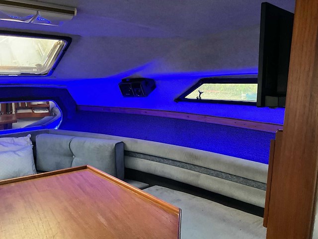 1988 regal ambassador 225xl mercruiser sportcruiser - afbeelding 29 van  35