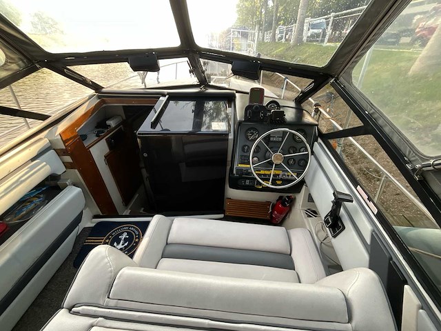 1988 regal ambassador 225xl mercruiser sportcruiser - afbeelding 35 van  35