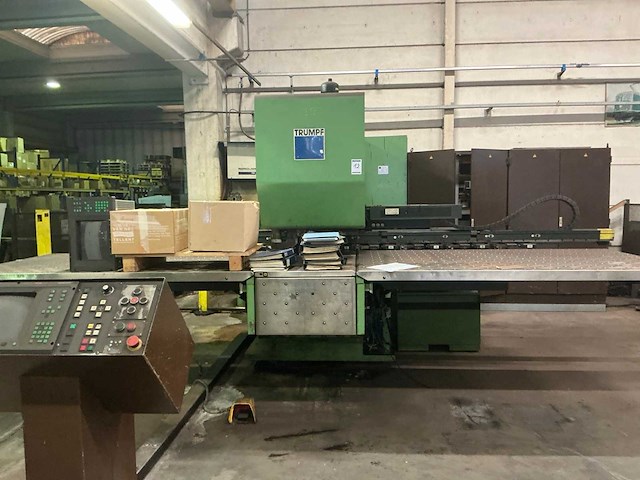 1988 trumpf trumatic 260 rotation ponsmachine - afbeelding 2 van  9