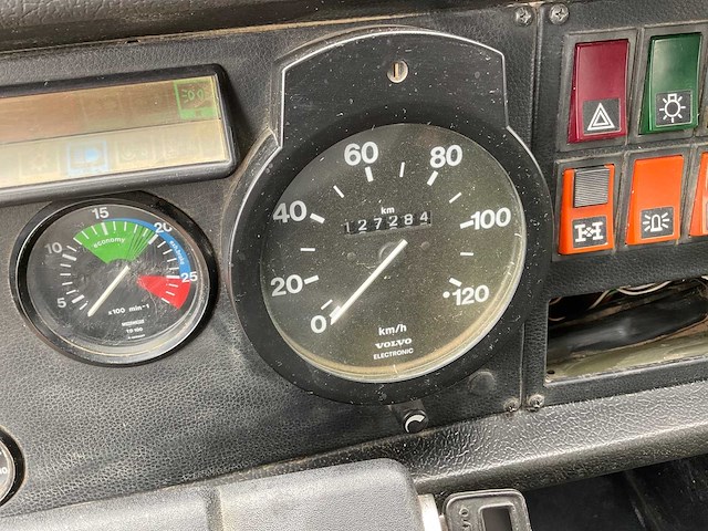 1988 volvo n10 6x6 legervoertuig - afbeelding 8 van  21