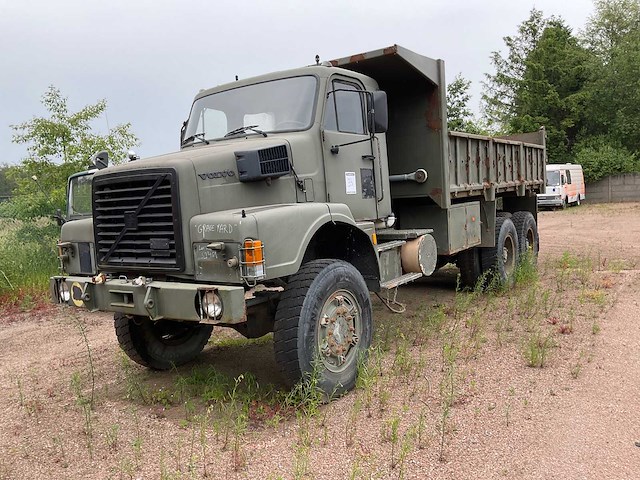 1988 volvo n10 6x6 legervoertuig - afbeelding 1 van  21