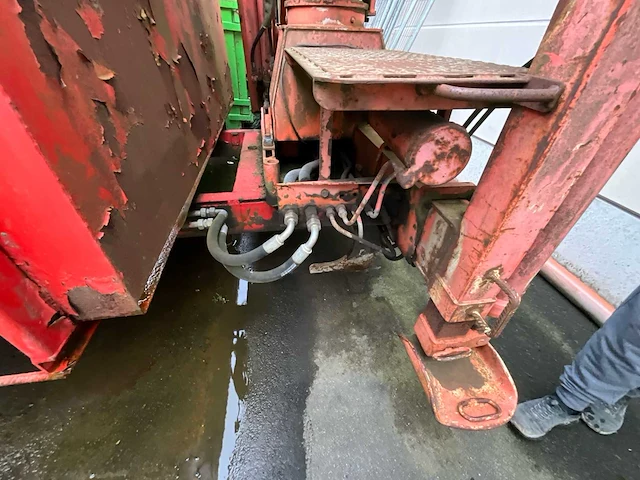 1989 atlas ak 3500c autolaadkraan op afzetcontainer - afbeelding 16 van  17