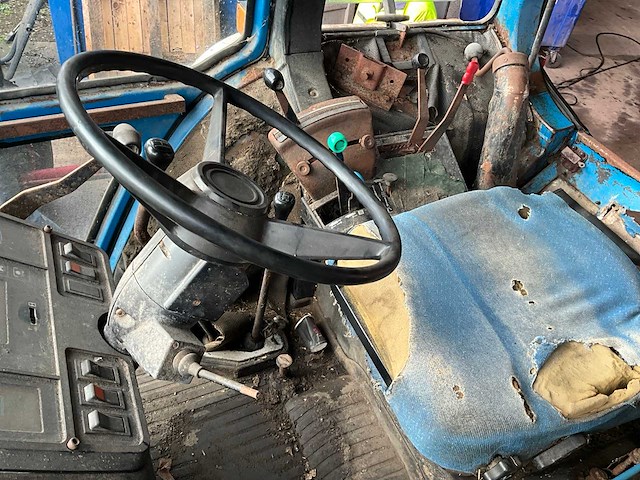 1989 ford 6410 vierwielaangedreven landbouwtractor - afbeelding 4 van  15